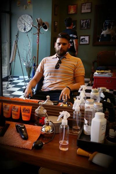 THE-BARBER-MAN-ΚΑΡΕΚΛΑ