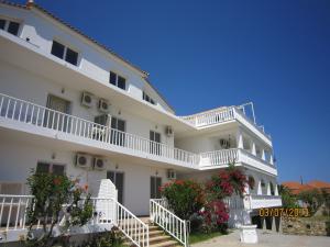 Vikos apartments
