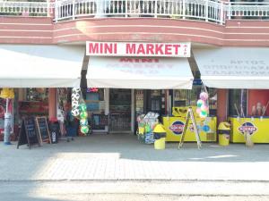 M & d Μini Market