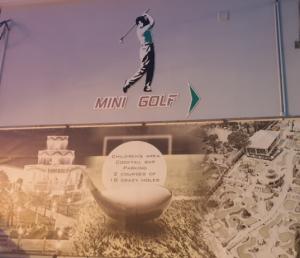World Tour Mini Golf