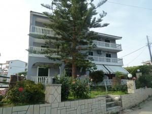 Amaryllis Studios