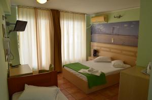 Fontana Rooms