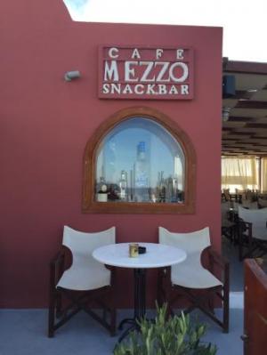Mezzo Cafe Bar