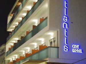Atlantis City Hotel